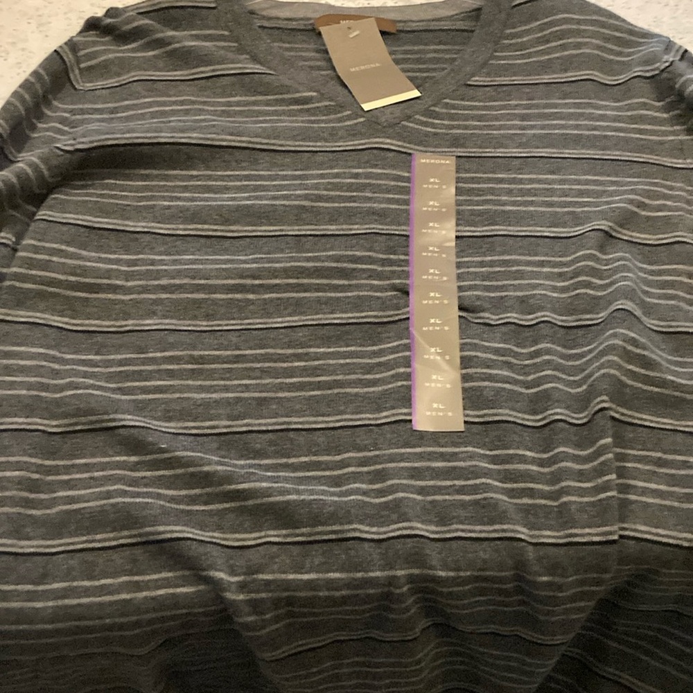 Merona Men's Gray Striped V-Neck Shirt